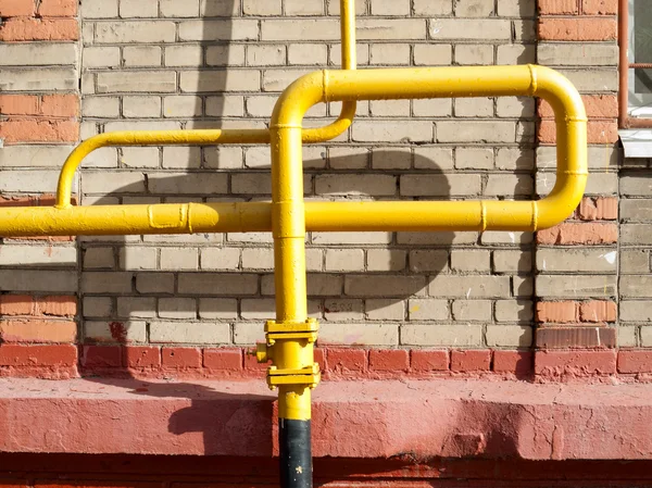 Bir gaz hub yerleşim binanın cephesinde