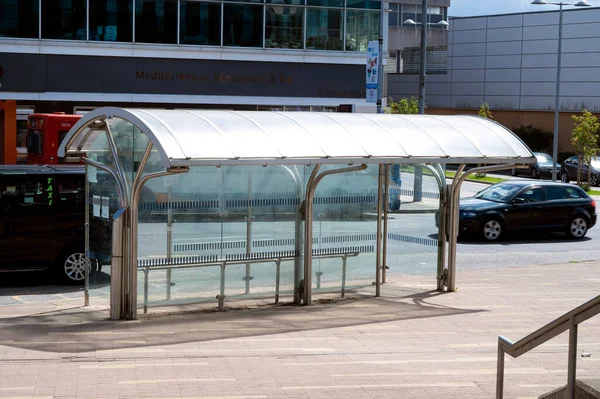 2021年8月1日英国コービー バスステーション 町の中心部 近代的なガラスバスステーション通り — ストック写真
