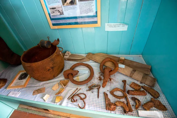 Antarktika - 3 Şubat 2017: halen çalışan Port Lockroy 'daki İngiliz Antarktika Üssü. Antarktika üssünün müze bölümü.