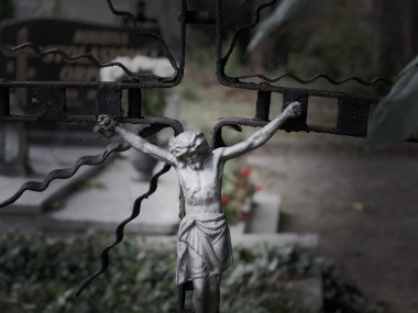 Eski Broke Cross Üzücü Kayıp Arkaplanı
