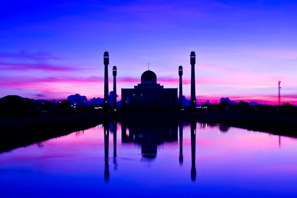 Central Mosque under sunset — Stock Photo, Image