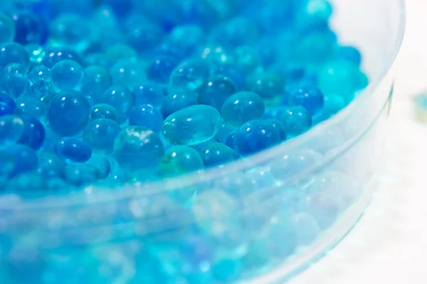 Mavi silika jel kadar kapatın