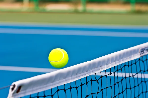 Beweging tennis Ball — Stockfoto