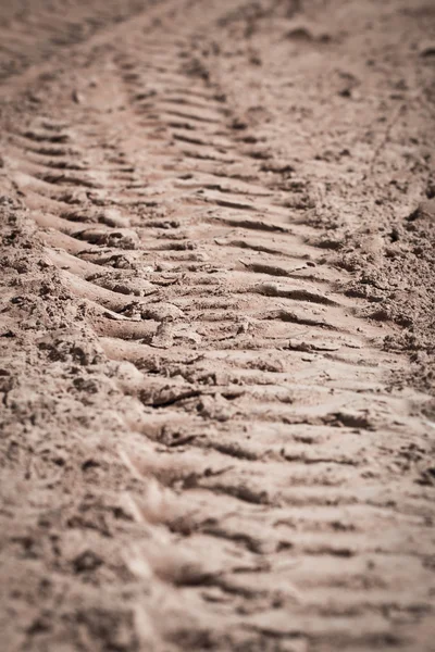 Bir lastik izlemeyi kapat