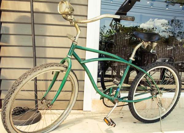 Bicycle on street — Stock Photo, Image