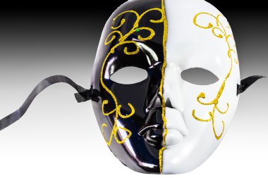 Karnaval maskesi siyah ve beyaz backgrou tasarımları ile dekore edilmiş