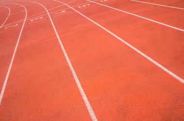 koşu parkuru kauçuk standart kırmızı renk