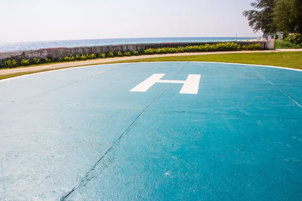 Helikopter park yeri