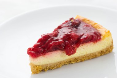 bir plaka üzerinde Cheesecake