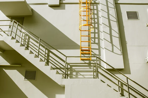 Лестница пожарной лестницы — стоковое фото