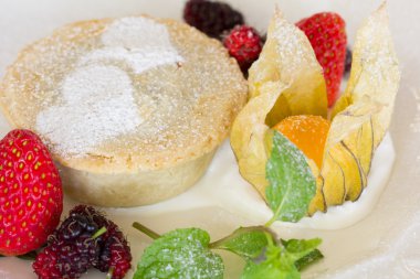 Ev yapımı meyve kek