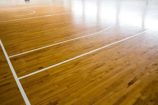 Drewniana podłoga boisko do koszykówki — Zdjęcie stockowe