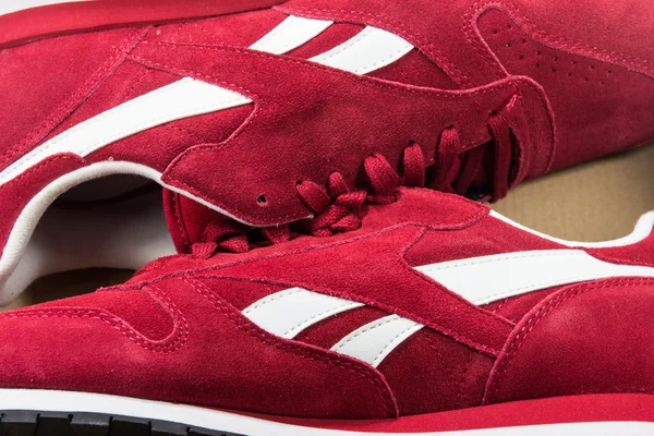 Červené sportovní obuv — Stock fotografie