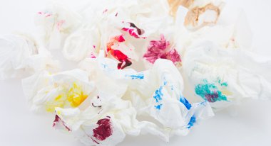 Doku kağıt üzerinde renk