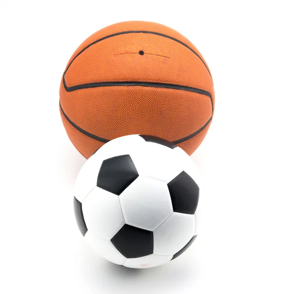 Koszykówka i piłka nożna piłka na biały — Zdjęcie stockowe