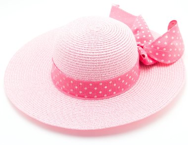 Beyaz arkaplanda pembe şapka