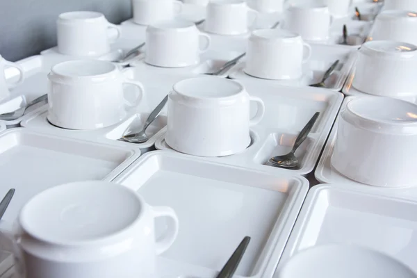 Molte file di tazze di caffè o tè per sfondo — Foto Stock