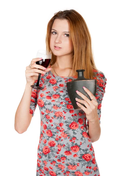 สาวสวยกับเครื่องดื่มแอลกอฮอล์ — ภาพถ่ายสต็อก
