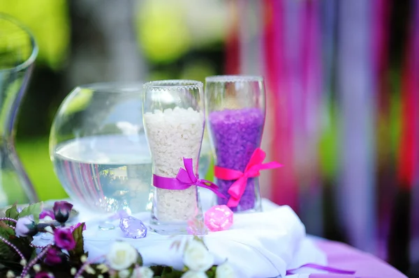 Tabel decoratie zand huwelijksceremonie — Stockfoto
