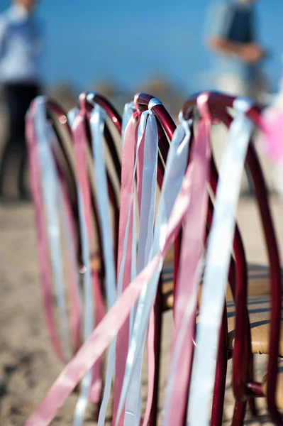 Beautiful decor at a wedding ceremony on the beach — Stock Photo, Image