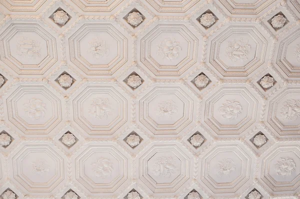 复古建筑纹理的天花板在经典的风格 — 图库照片