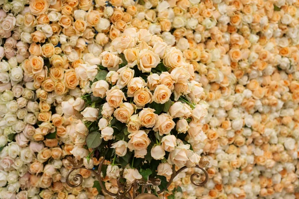 Piękne tło kwiaty dla sceny ślubnej — Zdjęcie stockowe