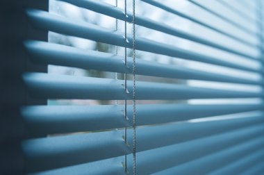 plastik Panjur yansıması penceresindeki kapalı