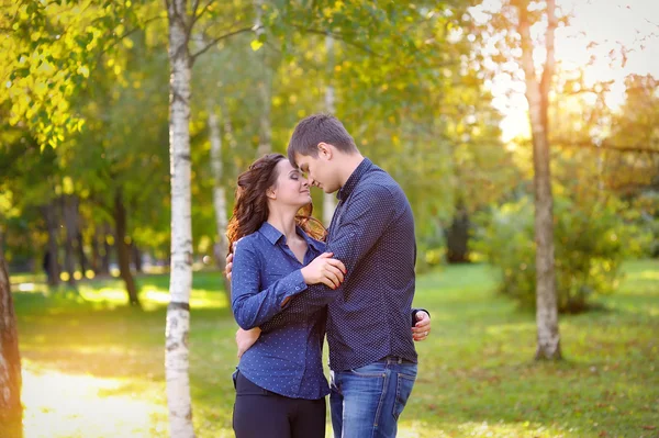 Young couple in love outdoor — Stock Photo, Image
