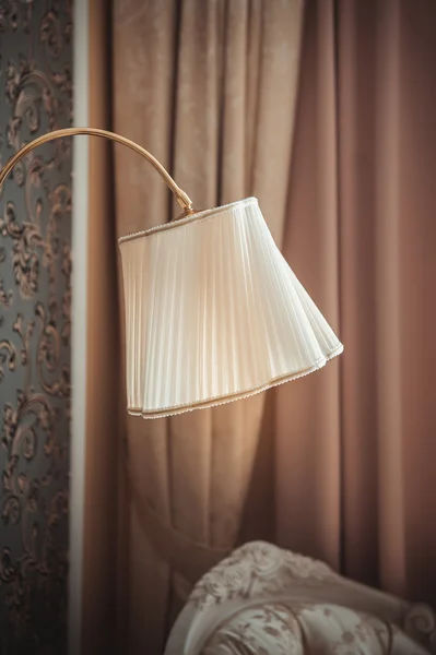 Gamla mode bordslampa — Stockfoto