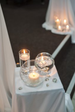 dekor su birçok mum