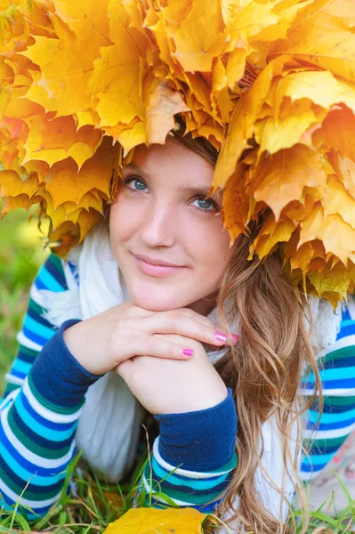 Portrait of woman with autumn wreath on her head — Stock Photo, Image