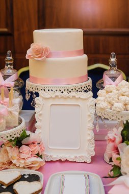 metniniz için çerçeve ile pasta