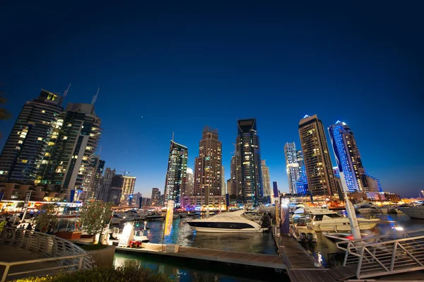 Panoramic views of the night skyscrapers in Dubai — Stock Photo, Image