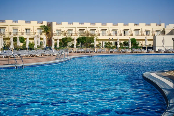 Sharm El Sheikh, Egito em 7 de março de 2013: Pool Concorde Hotel Spo — Fotografia de Stock