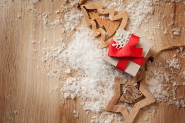 el yapımı ahşap oyuncaklar ve Noel kutuları hediyeler kraft kağıt için