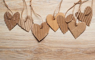 Sevgililer günü scrapbooking öğeleri kağıt kalpleri ve metin için yer