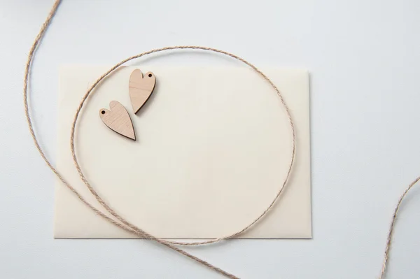 Carte de Valentine cu inima de lemn și loc pentru text — Fotografie, imagine de stoc