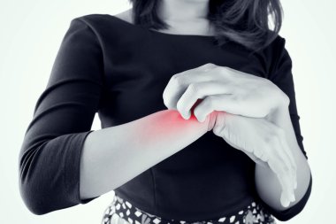 Kadın el, kol, kaşıntı kaşıntı, Hea konseptiyle kaşı