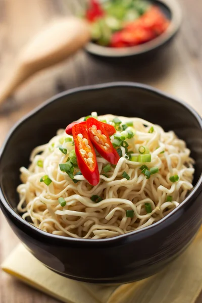 Fideos instantáneos —  Fotos de Stock