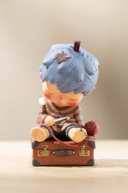 POP MART, HIRONO Reshape Serisi koleksiyon figürünü sunar. Duygusal karakter tasarımı, detaylı zanaatkarlık ve kör oyuncak koleksiyoncuları arasında güçlü bir cazibe barındırır..