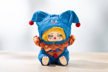 Cino Dreamland Sirki pelüş sanat oyuncakları popüler bir kör kutu koleksiyonu, oyuncu tasarım, canlı renkler ve sanat oyuncakları koleksiyoncuları arasında güçlü bir cazibe olarak dikkat çeker..