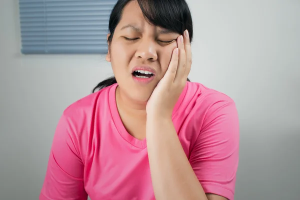 Zahnschmerzen haben — Stockfoto