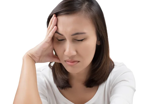 Mujer con dolor de cabeza aislado sobre fondo blanco — Foto de Stock