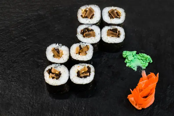 Sushi Rolls Nigiri Maki Sushi Set — Stockfoto