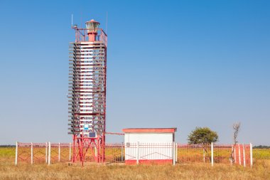 Sahildeki deniz feneri