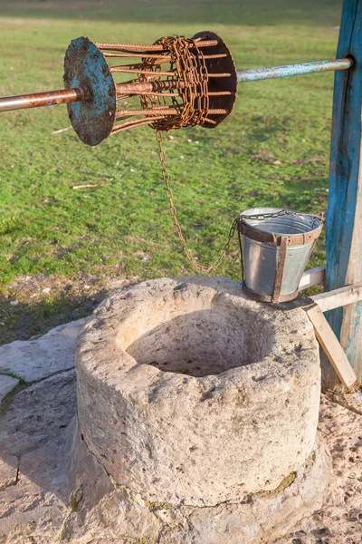 Eski kırsal iyi su