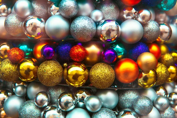 Zilveren Kleurrijke Kerstballen Achtergrond — Stockfoto