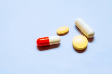 Helicobacter Pylori enfeksiyonu tedavisi için tek doz. 