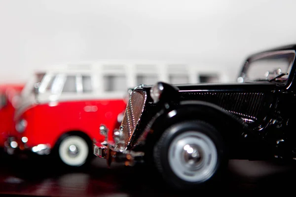 Retro Lüks Arabalar Siyah Limuzin Modeli — Stok fotoğraf