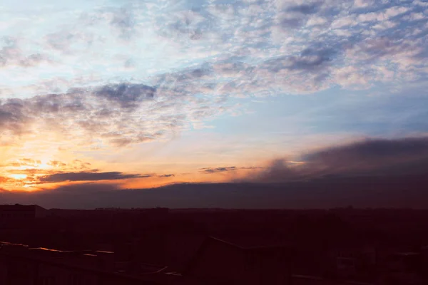 Crepúsculo Sobre Telhados Cidade Luz Noite — Fotografia de Stock